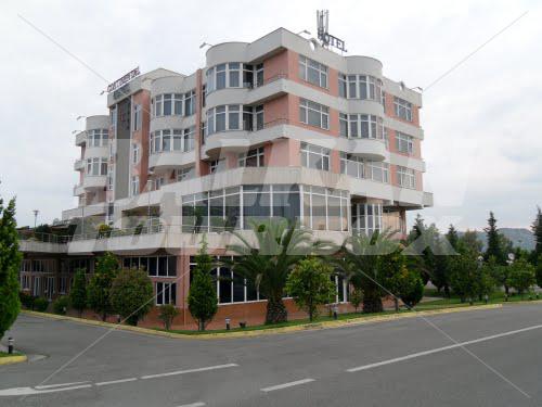holiday in Continental Vore Tirana