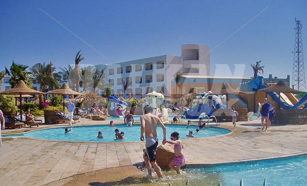 почивка в Titanic Aqua Park & Resort