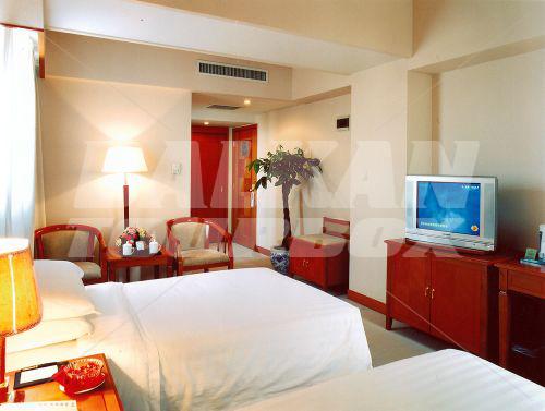 holiday in Aurum International