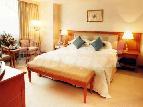 holiday in Aurum International