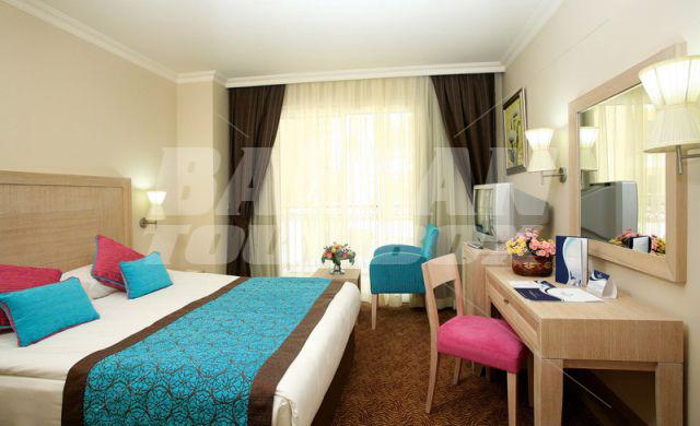 holiday in Crystal De Luxe Kemer