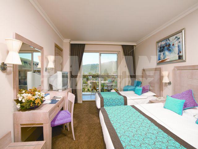 holiday in Crystal De Luxe Kemer