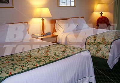 почивка в Fairfield Inn & Suites by Marriott Kansas City North Near Worlds of Fun