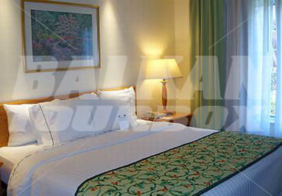 почивка в Fairfield Inn & Suites by Marriott Kansas City North Near Worlds of Fun