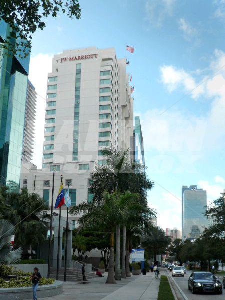 почивка в JW Marriott Miami