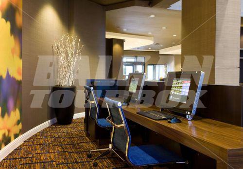 почивка в Courtyard by Marriott Newark Silicon Valley