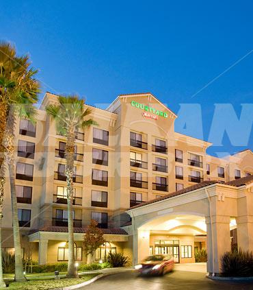 почивка в Courtyard by Marriott Newark Silicon Valley
