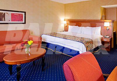 почивка в Courtyard by Marriott Boston-South Boston