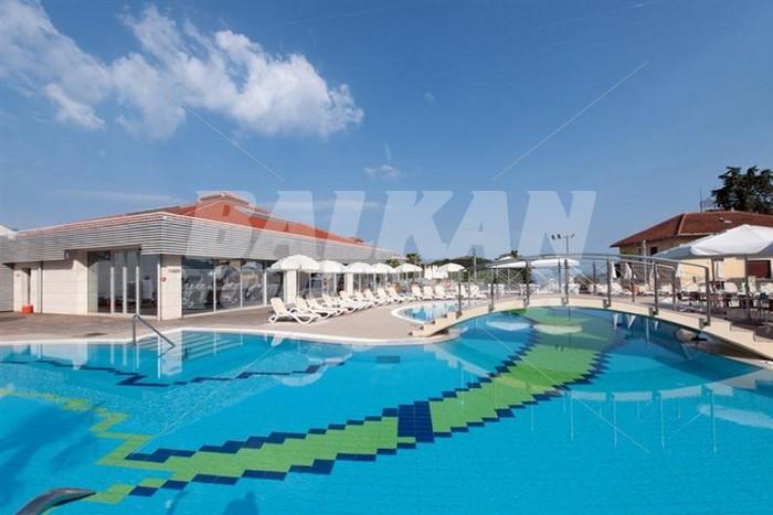 holiday in Pineta