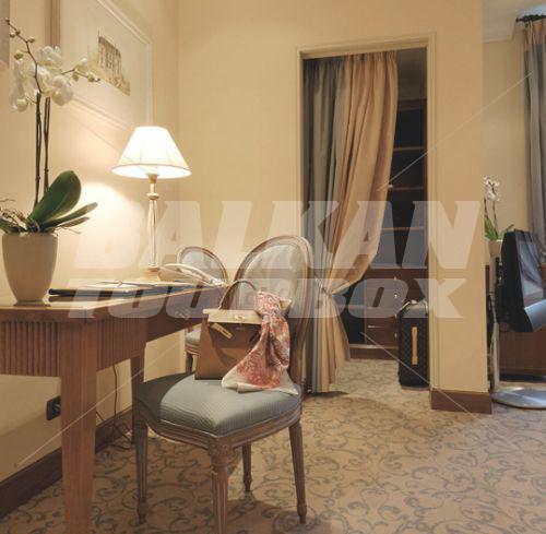 почивка в Aldrovandi Villa Borghese