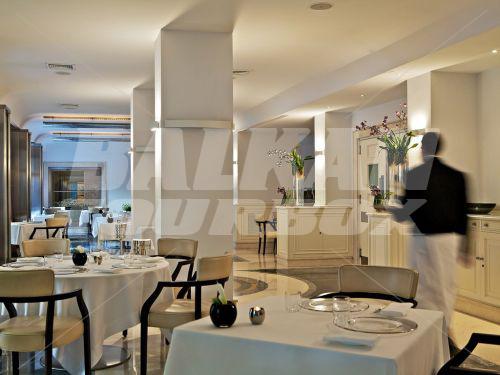 почивка в Aldrovandi Villa Borghese