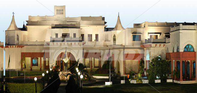 holiday in Noor Us Sabah Palace