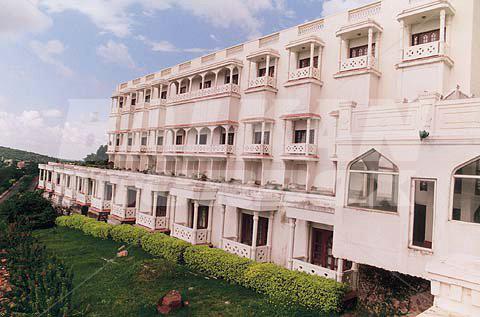 holiday in Noor Us Sabah Palace