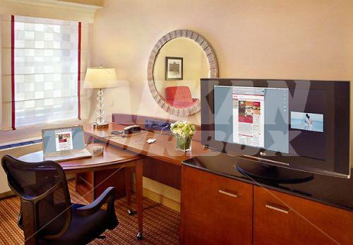 почивка в New York Marriott East Side