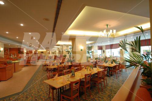 почивка в Ibis Karlin