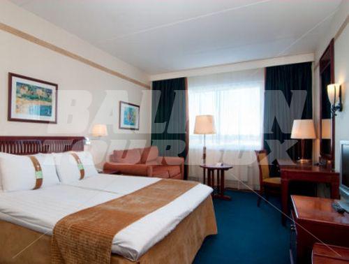 holiday in Holiday Inn Congress Center