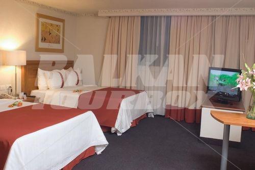 почивка в Holiday Inn Mexico Coyoacan