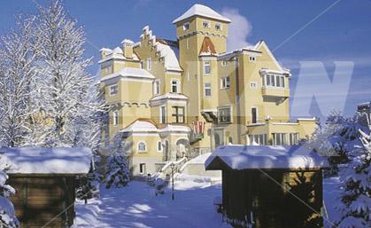 holiday in  Schloss Monchstein
