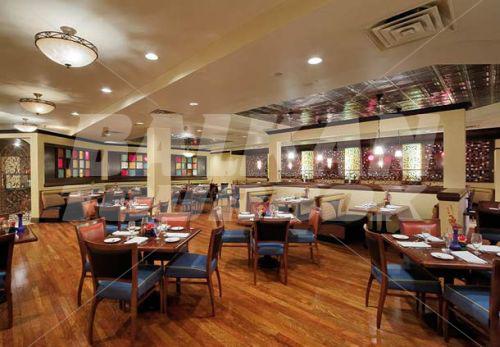 почивка в Renaissance by Marriott Philadelphia Airport