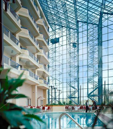 почивка в Renaissance by Marriott Philadelphia Airport