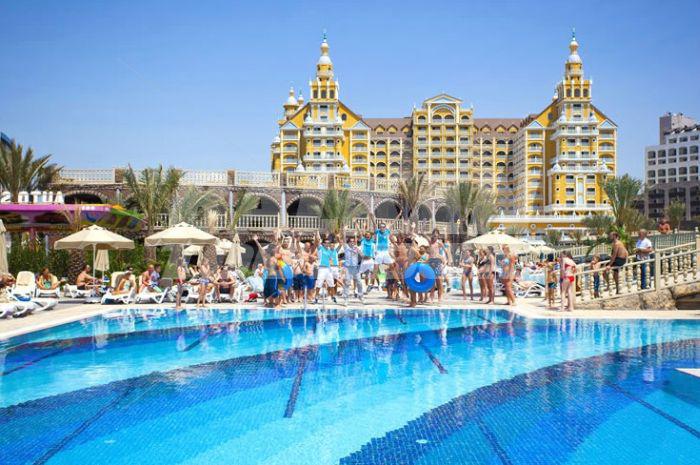 holiday in Royal Holiday Palace