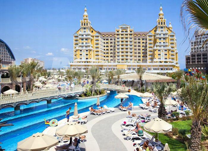 holiday in Royal Holiday Palace
