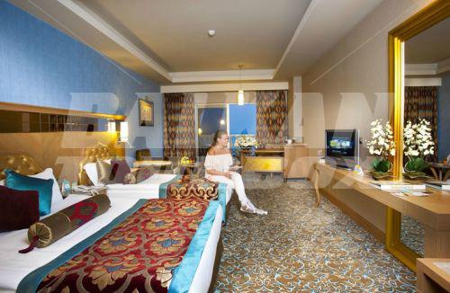holiday in Royal Holiday Palace