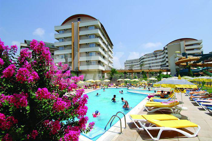 holiday in Alaiye Resort & Spa Hotel
