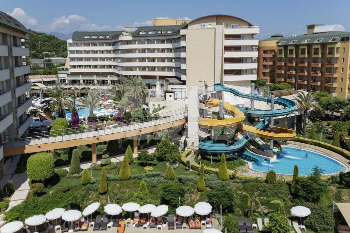 holiday in Alaiye Resort & Spa Hotel