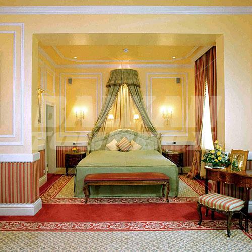 почивка в Sacher