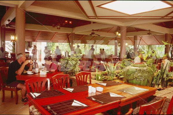 почивка в Tropical Garden