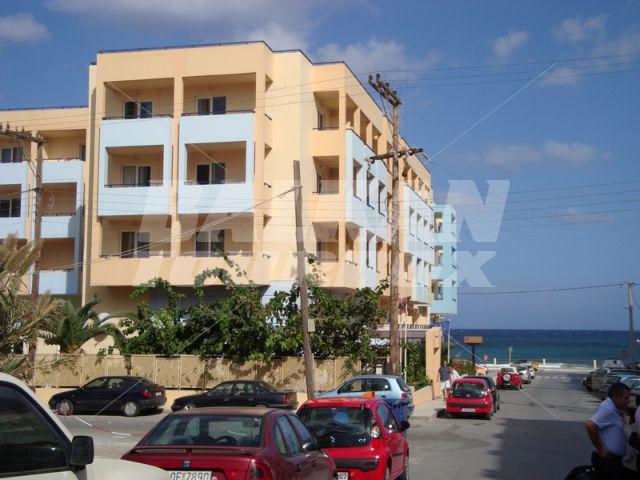 holiday in Lefkoniko Bay