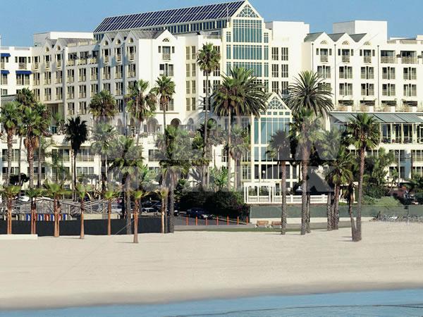 почивка в  Loews Santa Monica Beach