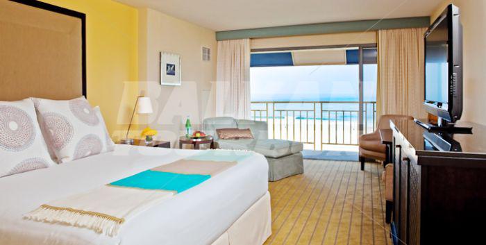 почивка в Loews Santa Monica Beach