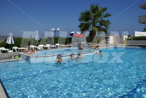 holiday in Kyknos Beach