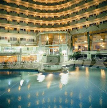 почивка в H10 Salou Princess