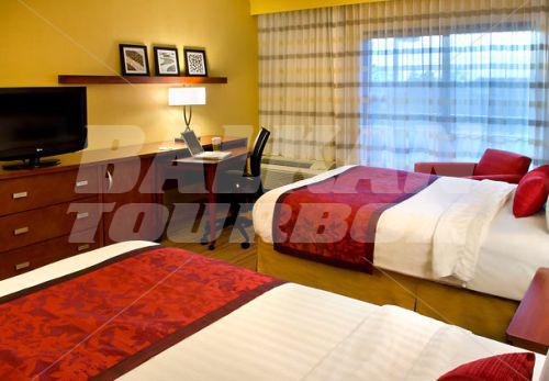 почивка в Courtyard by Marriott Syracuse Carrier Circle