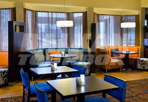 почивка в Courtyard by Marriott Syracuse Carrier Circle