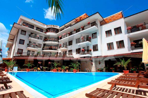 holiday in Villa Maria Revas