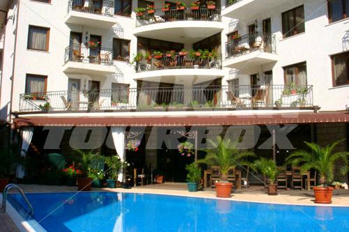 holiday in Villa Maria Revas