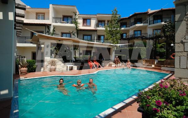 holiday in Eva Mare Apartments Hotel