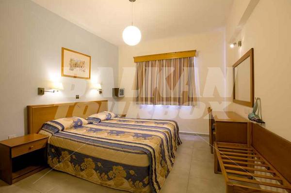 holiday in Kefalos Damon Hotel Apartments