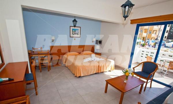 holiday in Kefalos Damon Hotel Apartments