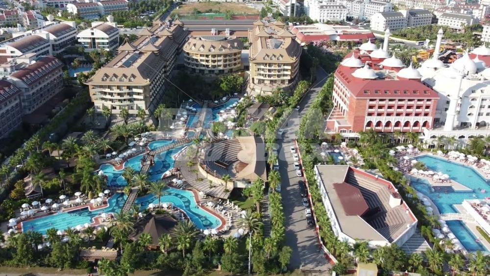 holiday in Royal Dragon
