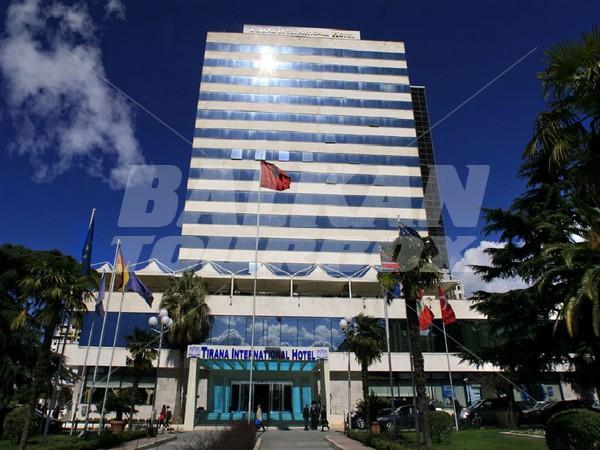 почивка в  Tirana International
