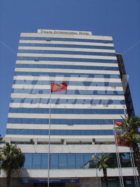 почивка в Tirana International