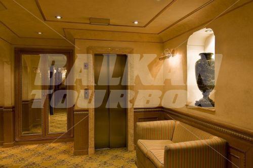 почивка в River Palace
