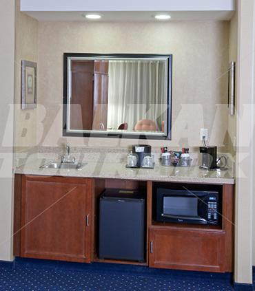 почивка в Courtyard by Marriott Ontario Rancho Cucamonga