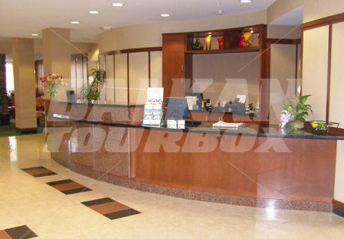 почивка в Courtyard by Marriott Ontario Rancho Cucamonga
