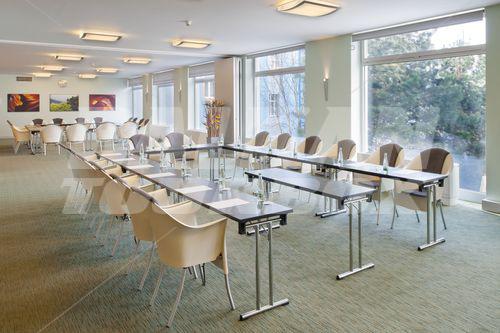 почивка в Holiday Inn Prague Congress Centre